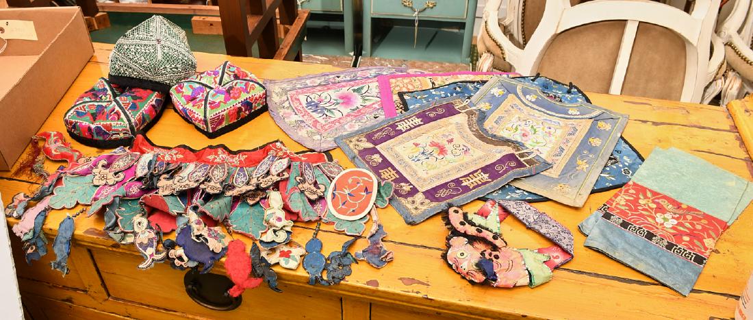 Collection Chinese silk embroideries (1 of 10)