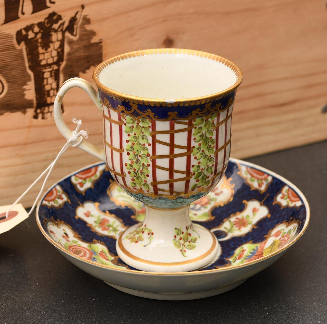 Antique Worcester porcelain footed cup and saucer (1 of 4)