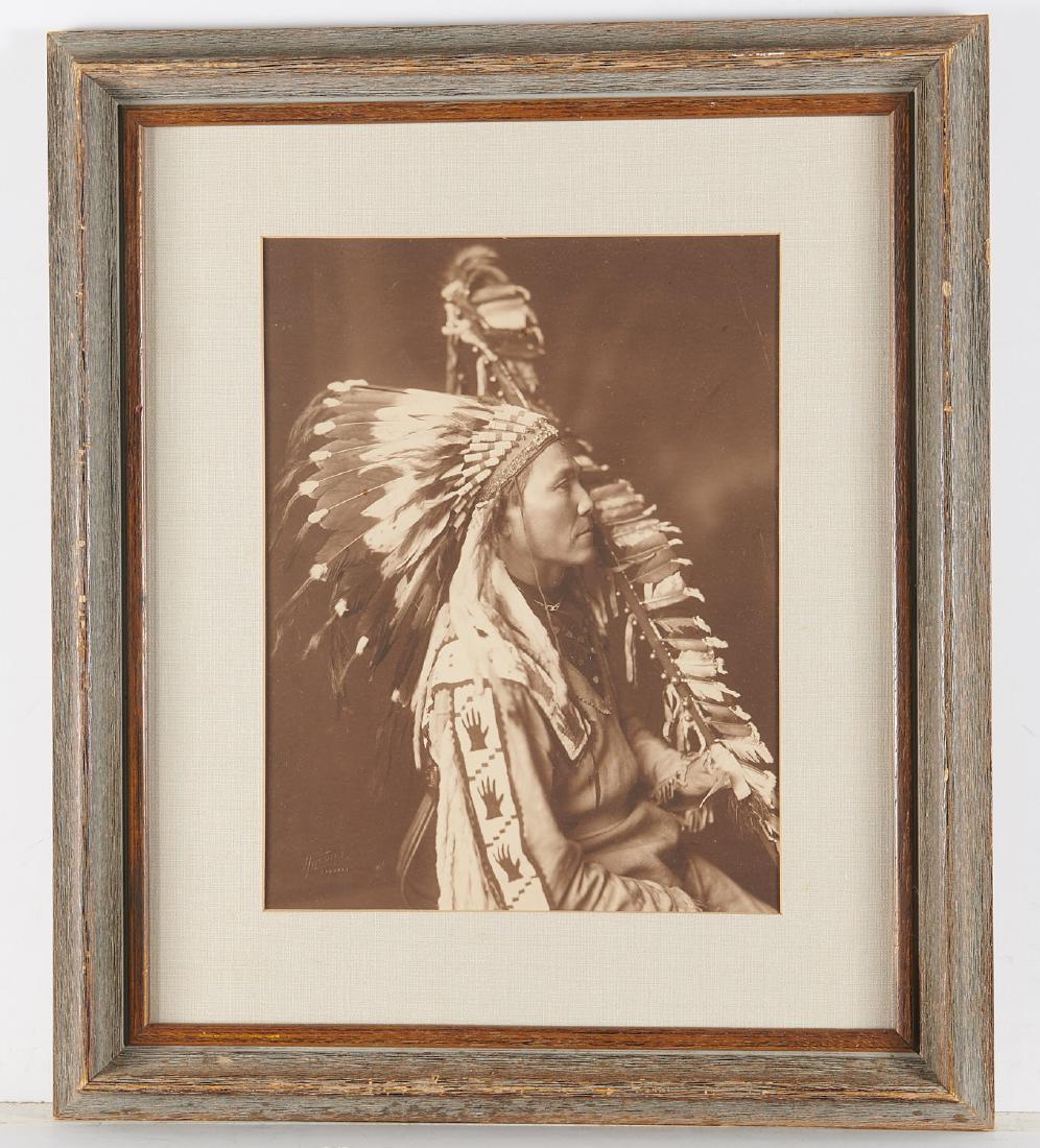 Oswald Angvire, photograph (1 of 6)