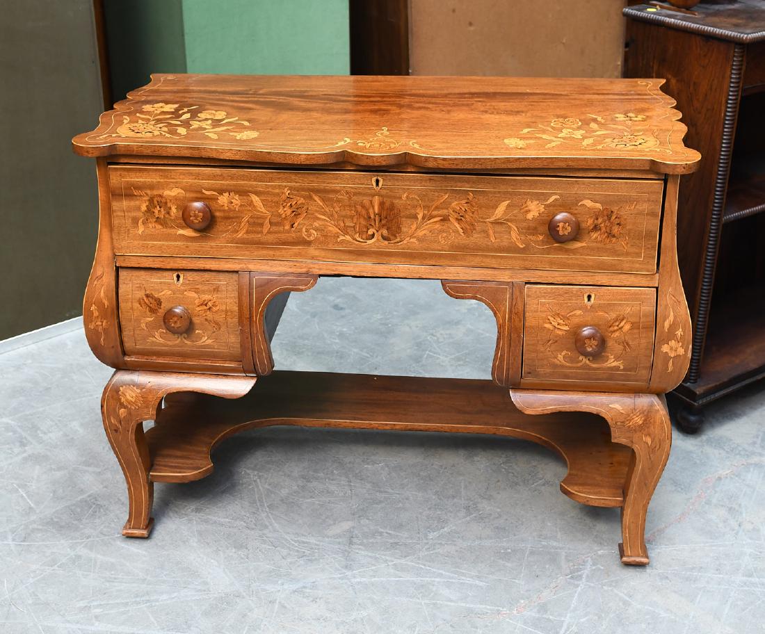 Dutch Rococo bombe dressing table (1 of 10)