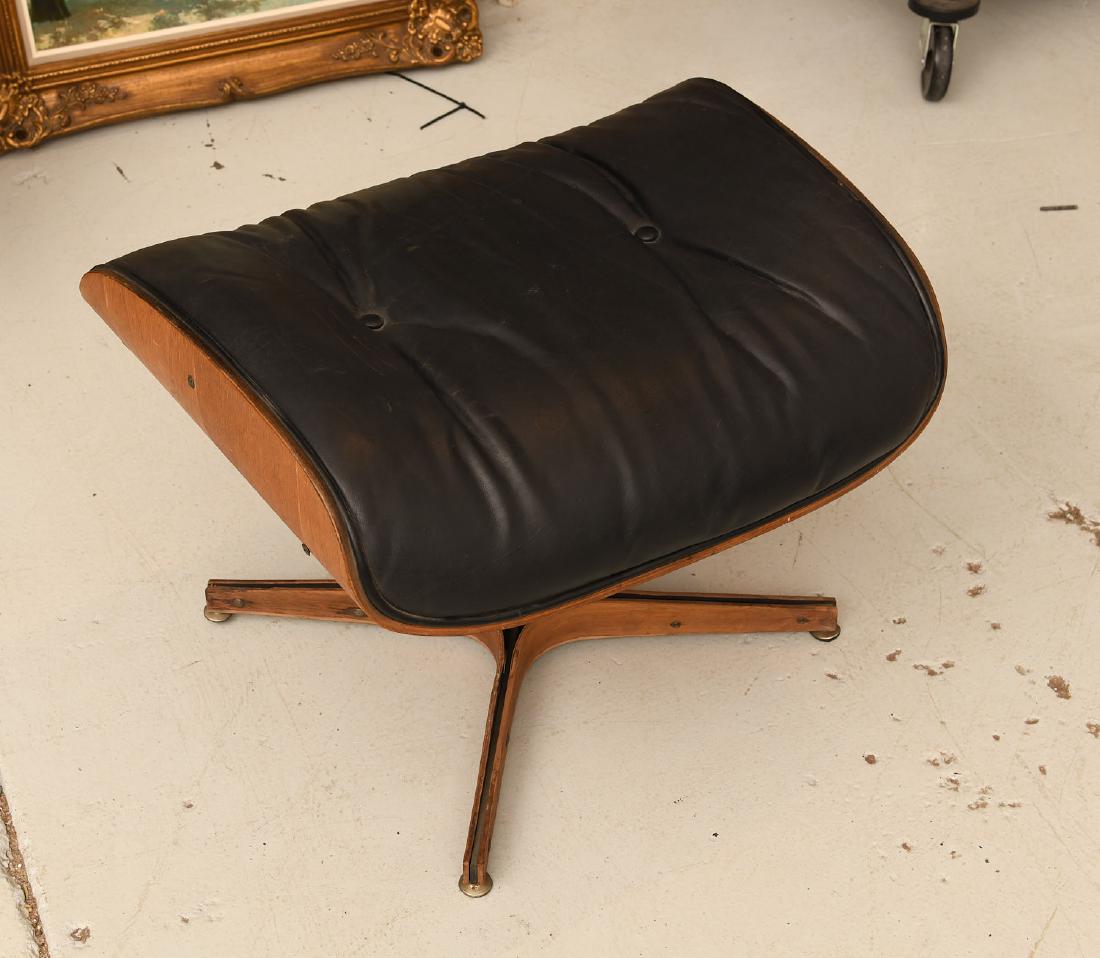 George Mulhauser Eames style ottoman for Plycraft (1 of 5)