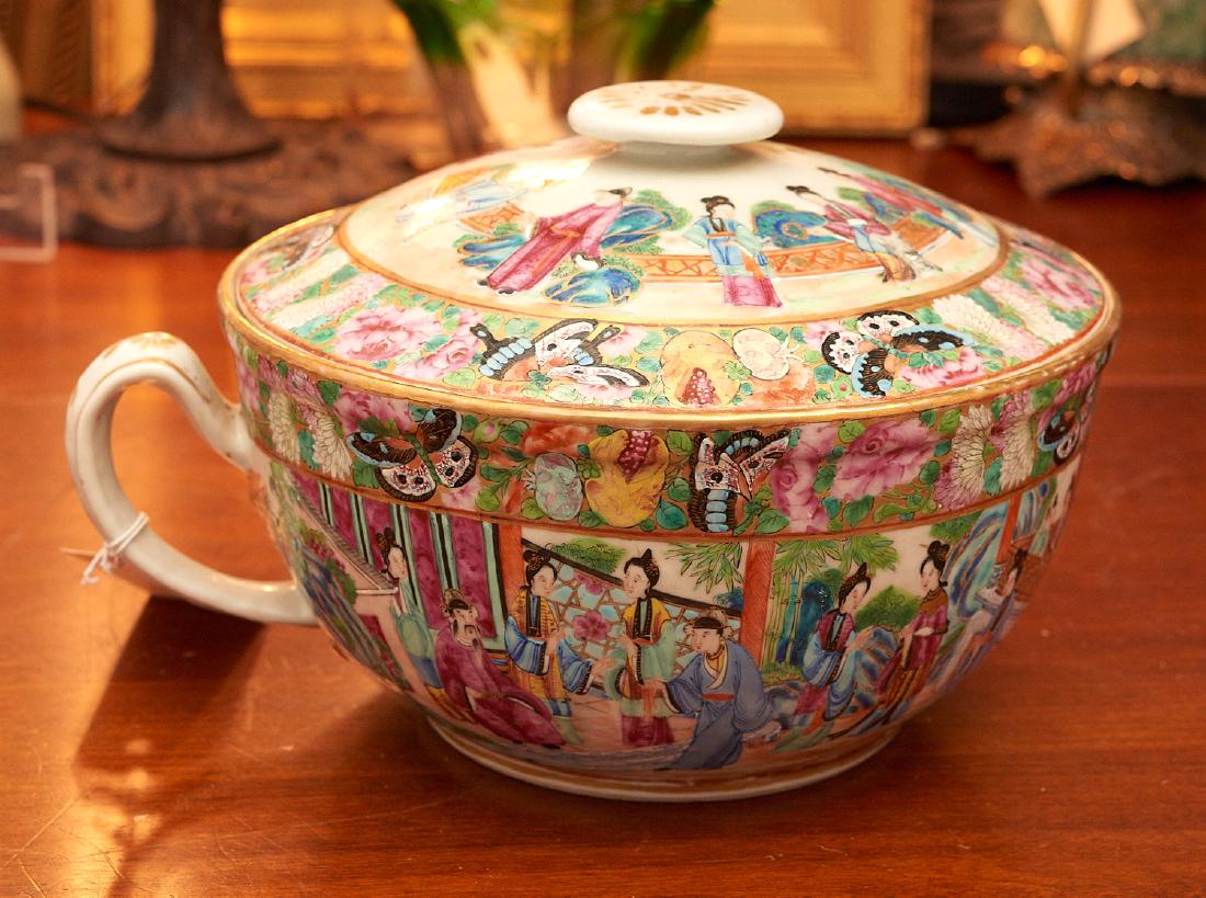 Chinese Export rose mandarin covered tureen (1 of 7)