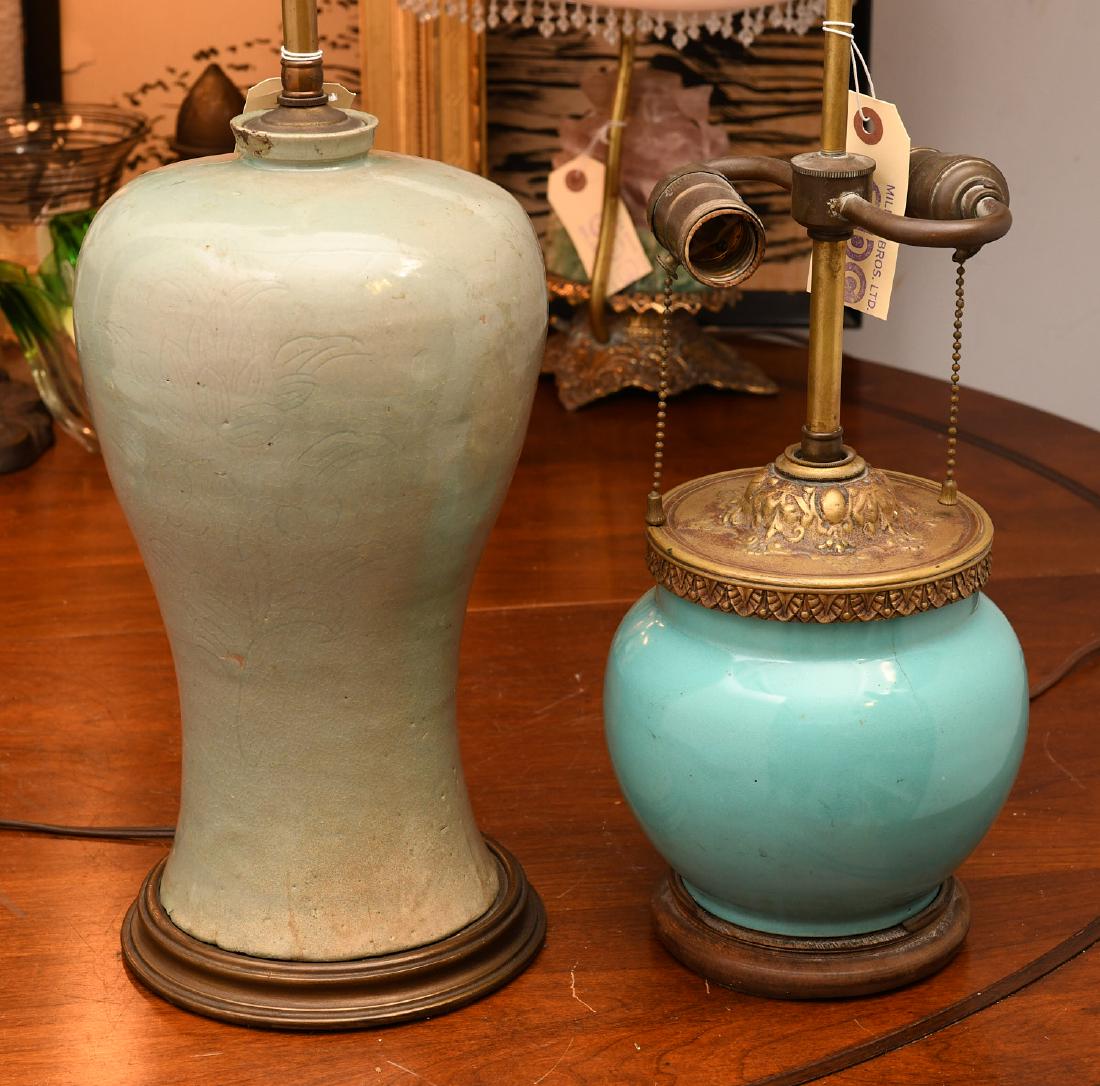 (2) Chinese porcelain vase lamps (1 of 6)