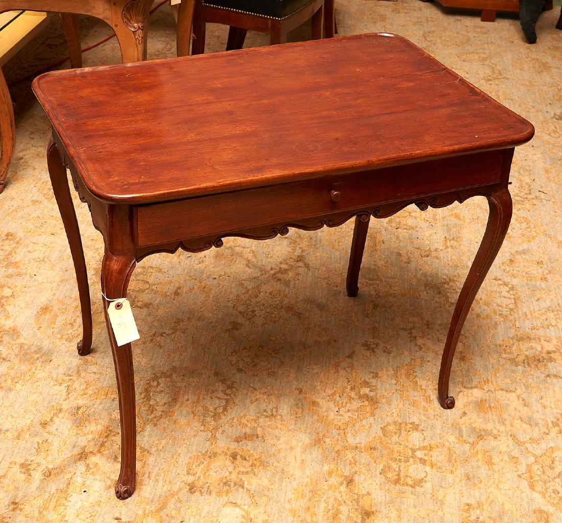 Provincial Louis XV writing table (1 of 6)