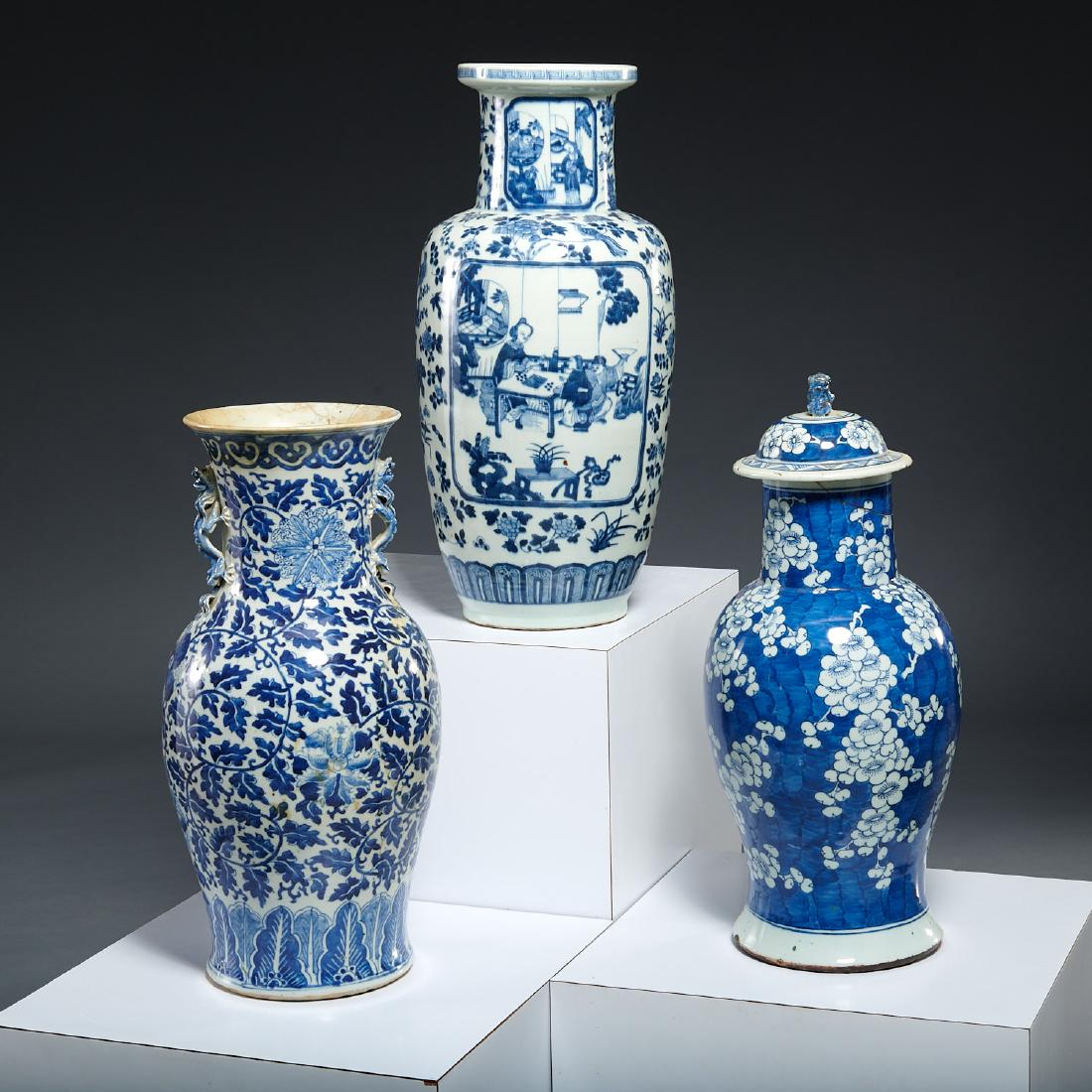 (3) Large Chinese blue and white vases (1 of 10)