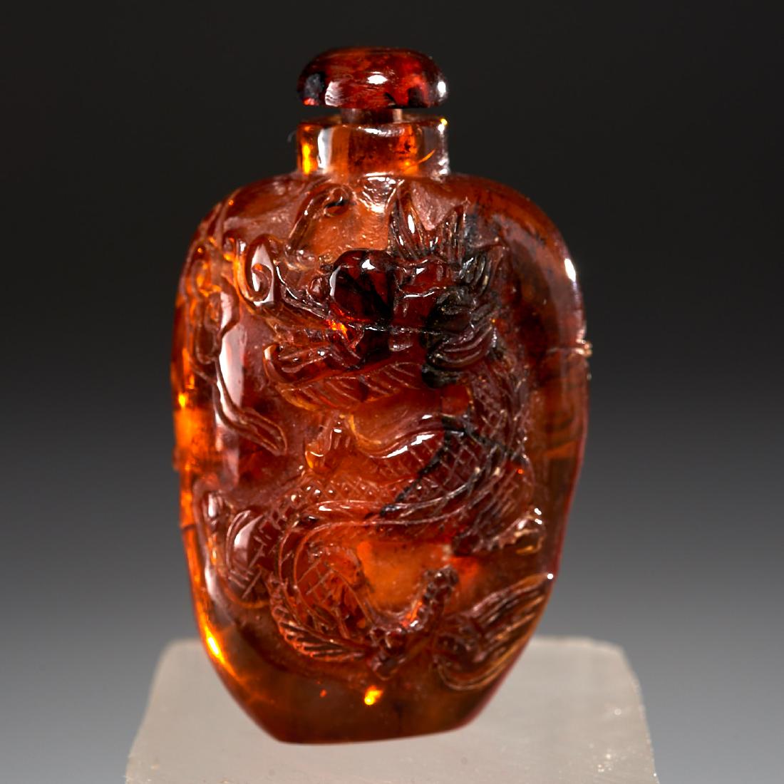 Chinese amber Chi dragon snuff bottle (1 of 4)