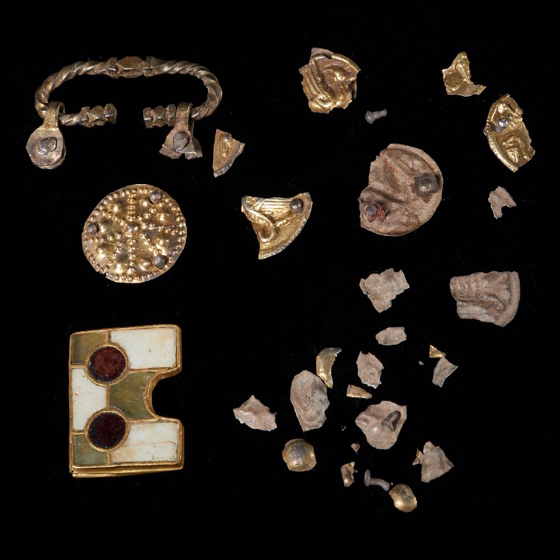 Group gold-toned metal and hardstone antiquities (1 of 8)