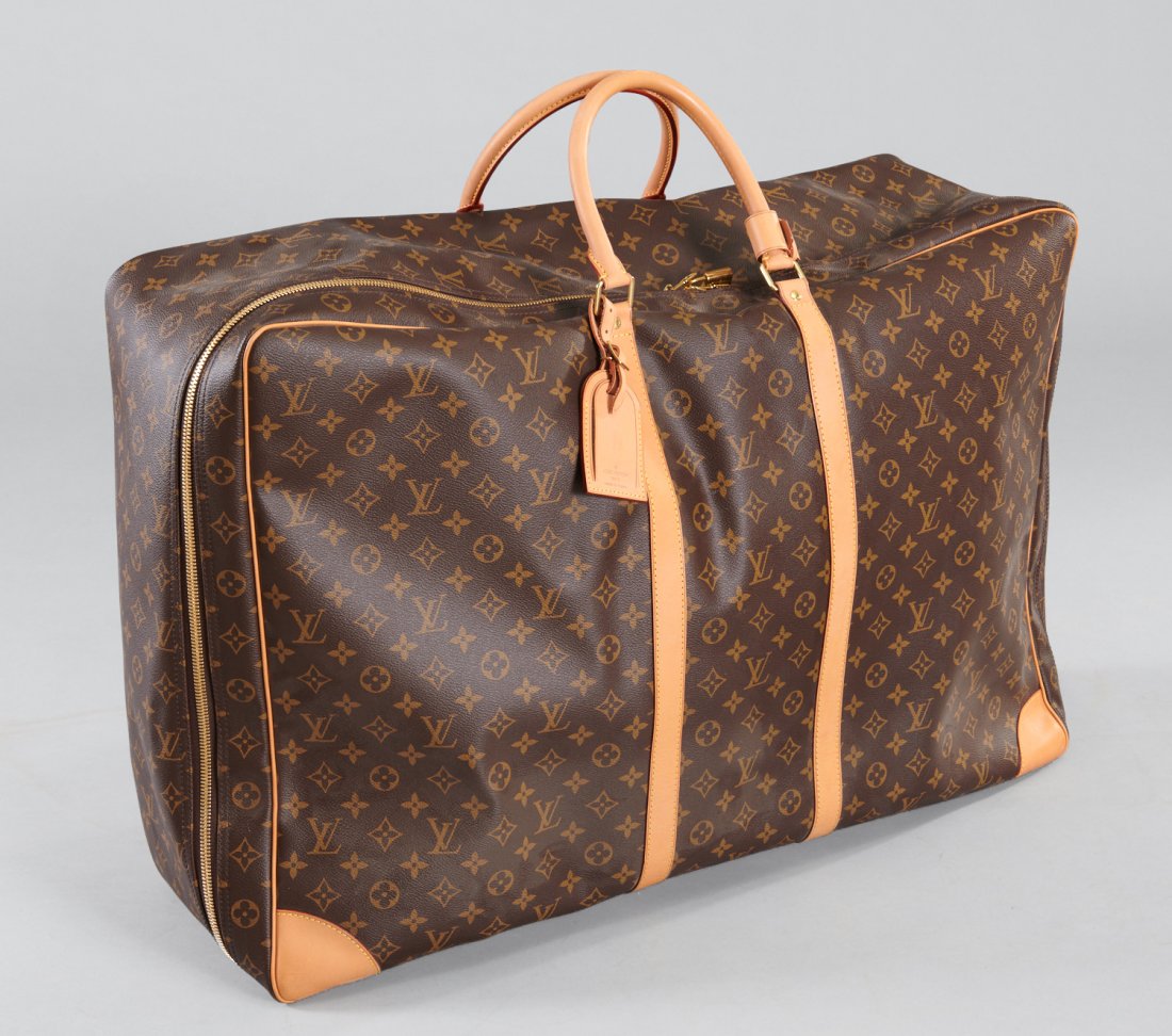 Louis Vuitton monogram Sirius 70 suitcase (1 of 10)