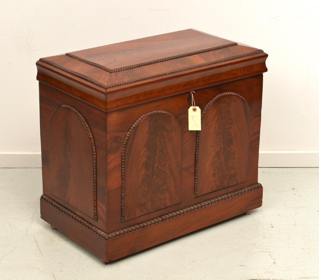 Victorian flame mahogany cellarette (1 of 10)