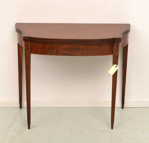 American Federal Style Mahogany Gateleg Table