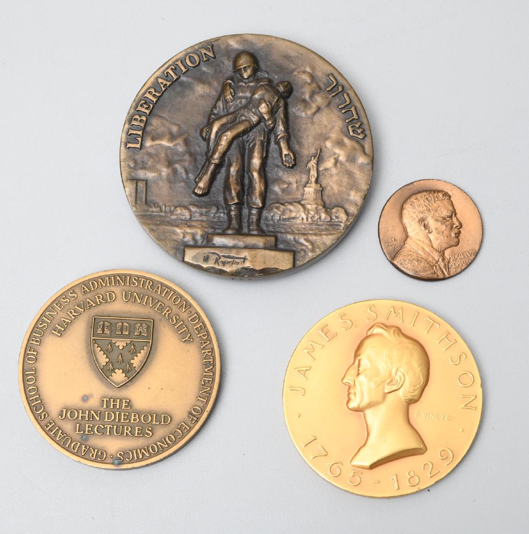 Group of (3) commemorative medals (1 of 9)