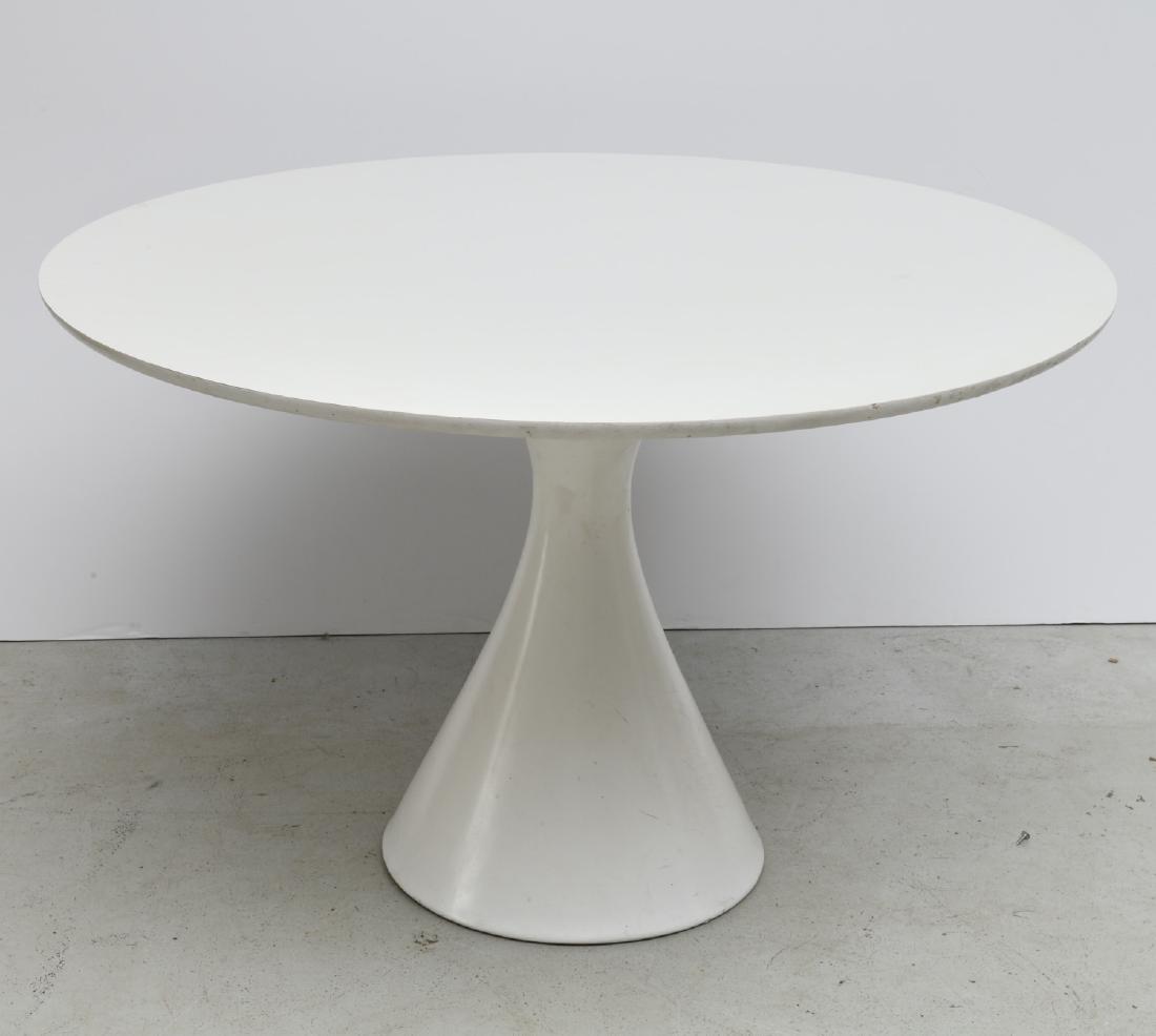 Saarinen style tulip dining table by Hollen (1 of 6)