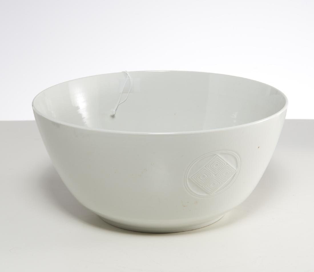 Royal Copenhagen "Gemma" salad serving bowl: Royal Copenhagen "Gemma" salad serving bowl, 20th c., Danish, designed by Gertrud Vasegaard, factory marks to underside, 6"h x 12"dia
