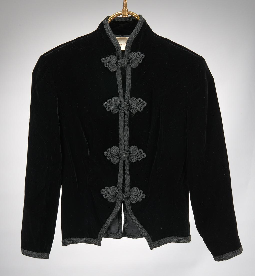 Oscar de la Renta black velvet evening jacket (1 of 6)