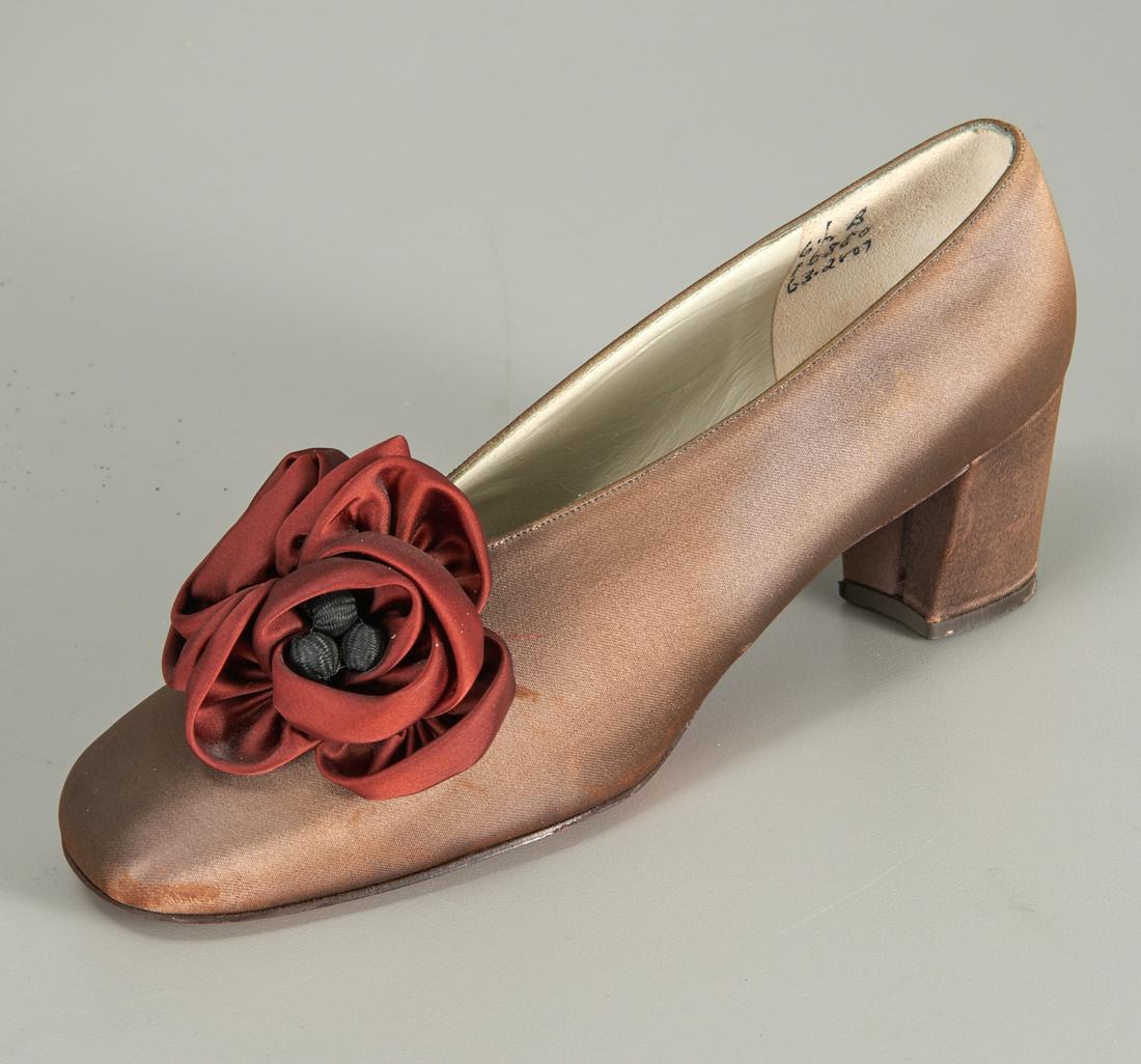 Henri Bendel satin pumps (1 of 5)