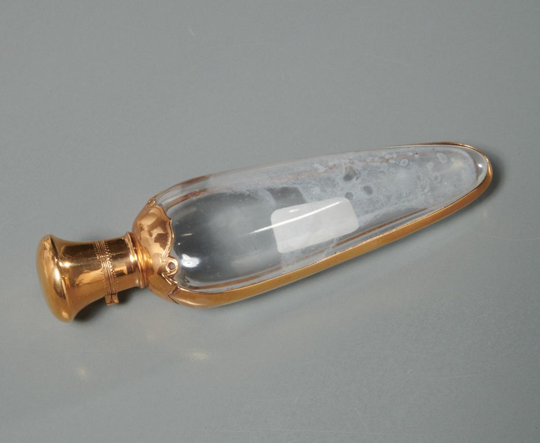 Gold mounted rock crystal scent bottle (1 of 5)