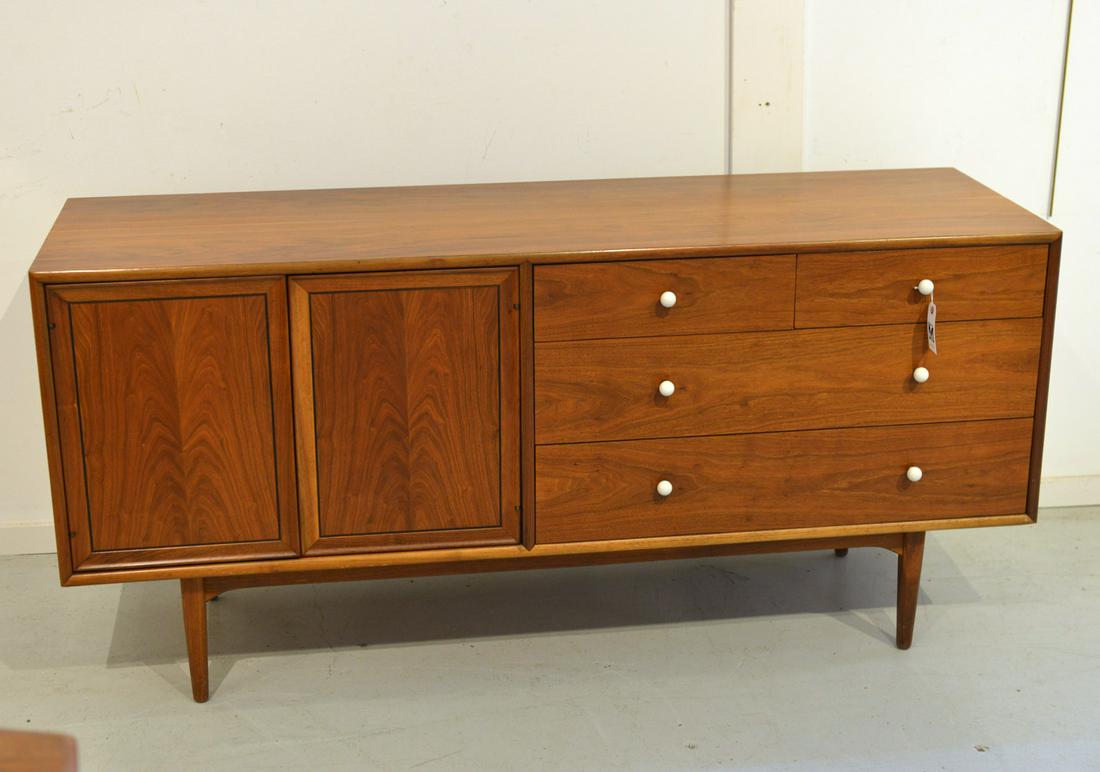 Kipp Stewart for Drexel Declaration dresser (1 of 9)