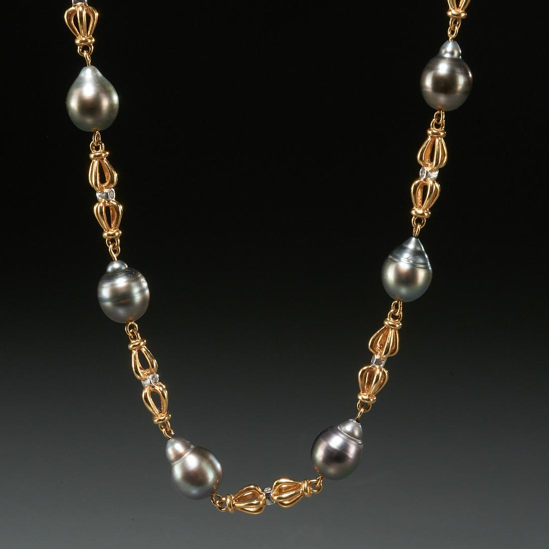 Tahitian Baroque pearl and 18k gold necklace (1 of 5)
