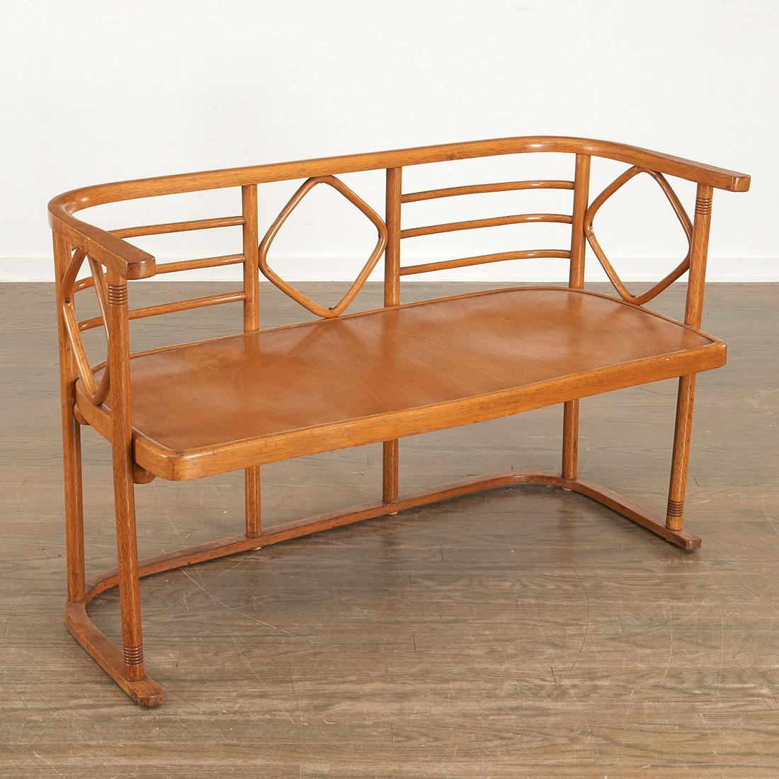 Josef Hoffmann, Fledermaus settee (1 of 6)
