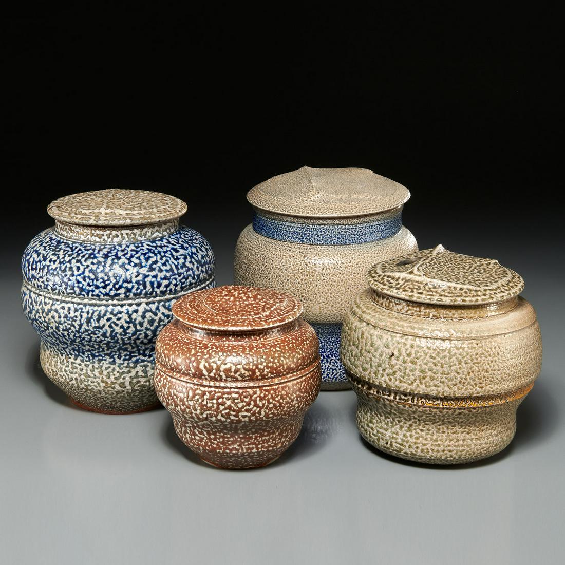 Karen Karnes, (4) lidded vessels (1 of 6)