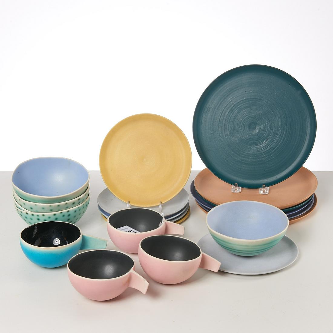 Phillip Maberry, group glazed ceramic tablewares: Phillip Maberry, group glazed ceramic tablewares, Phillip Maberry (American, b. 1951), Assembled dinnerware set, (21) pieces, incl. (6) dinner plates, (6) salad plates, (5) bowls, and (4) cups, unmark