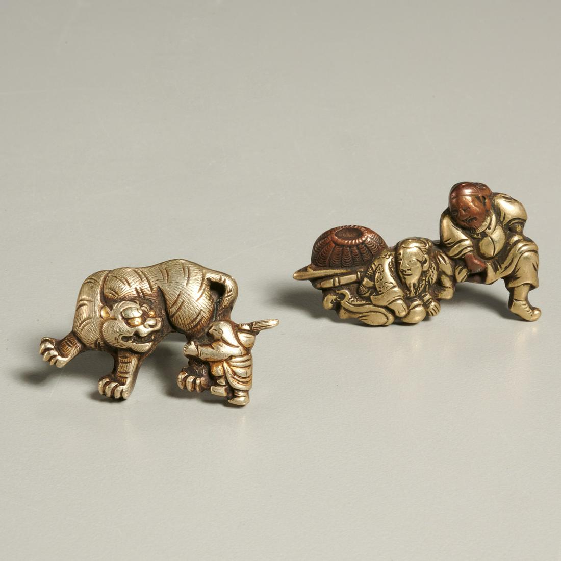 Pair Japanese mixed-metal menuki cufflinks (1 of 3)