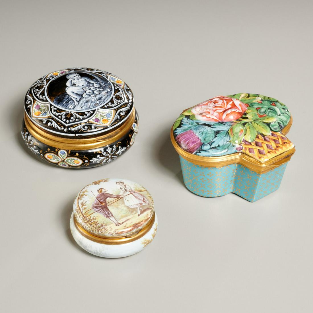 (3) Continental & British enamel snuff boxes (1 of 7)