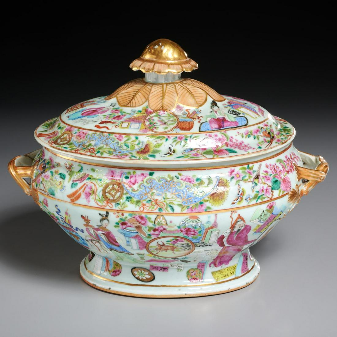 Chinese Export famille rose tureen and cover (1 of 9)