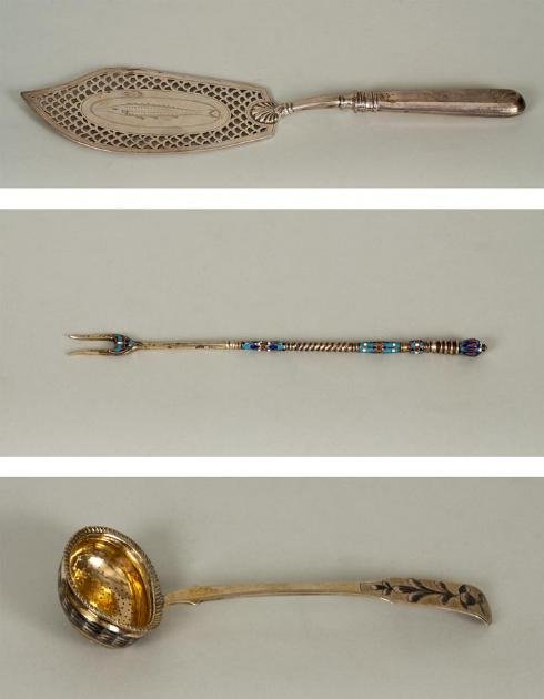 (3) Russian silver, enamel and niello serving piec: (3) Russian silver, enamel and niello serving pieces, 19th century, including: (1) pickle fork; (1) fish slice and (1) sugar sifter, the fish slice by Ovchinnikov, Moscow, circa 1870, fork: 8"l, sifte
