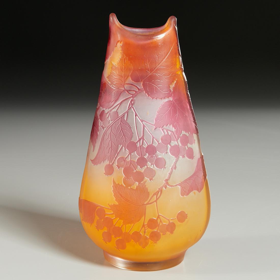 Emile Galle, cameo glass vase (1 of 5)