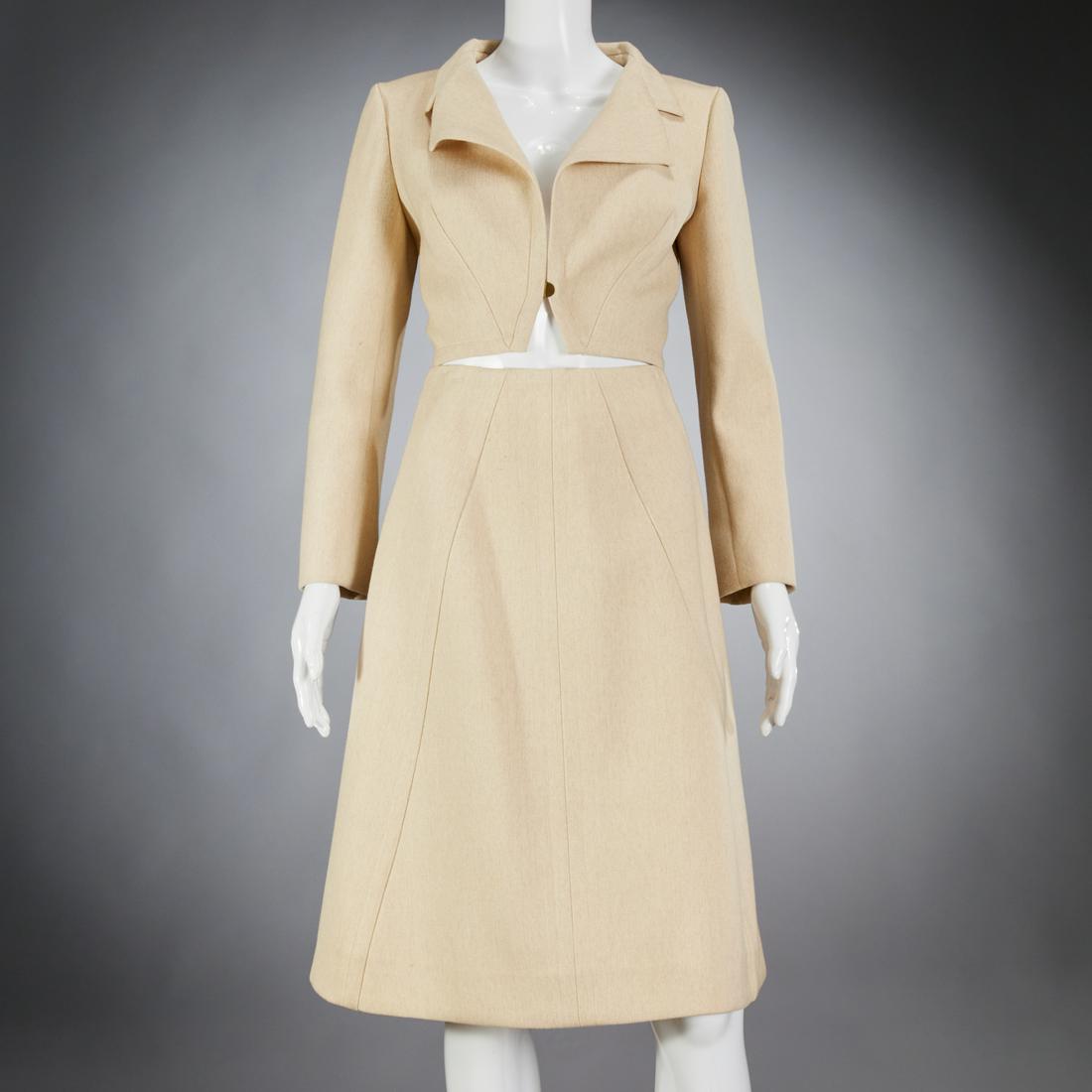 Pauline Trigere skirt suit (1 of 7)
