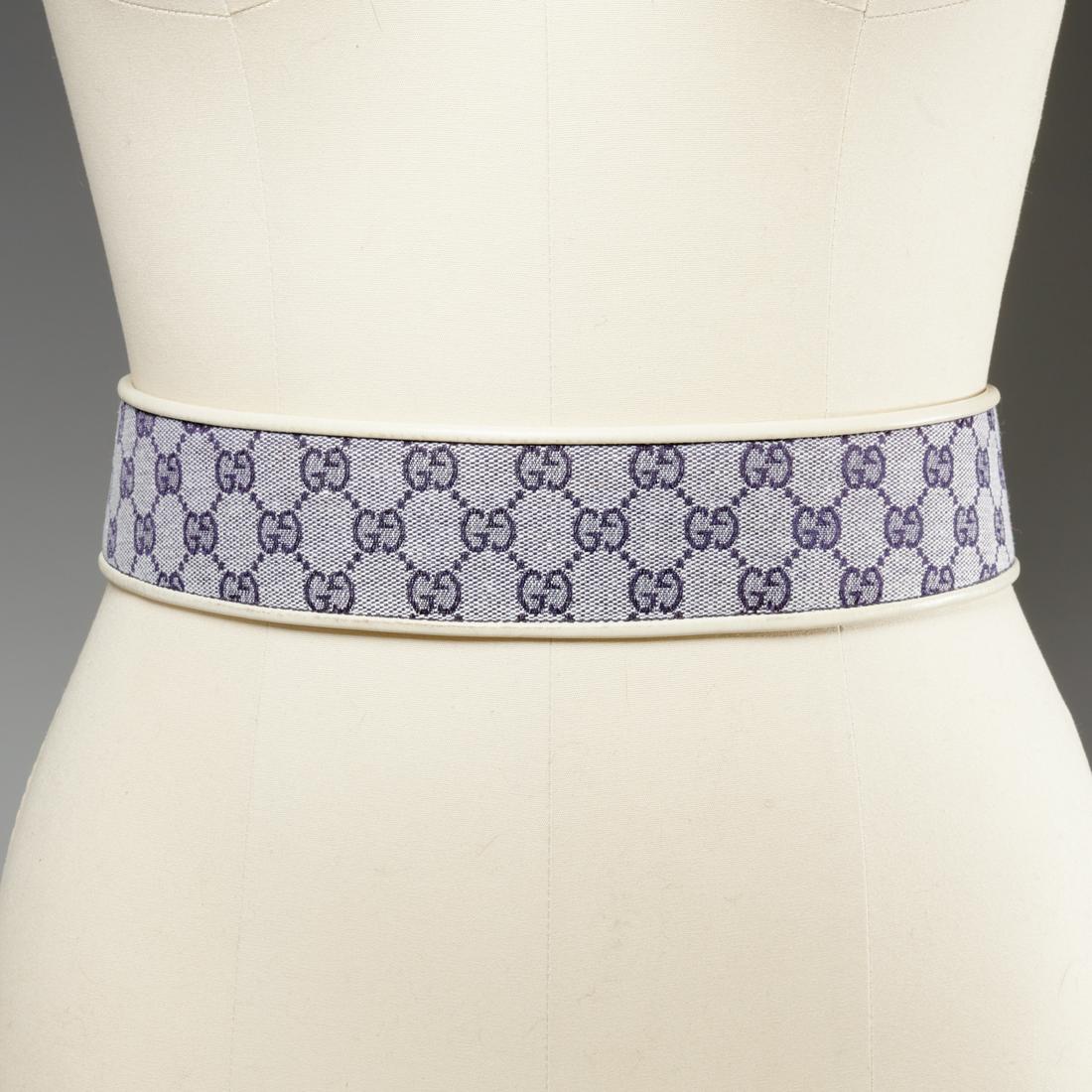 Vintage Gucci canvas and clip belt (1 of 7)