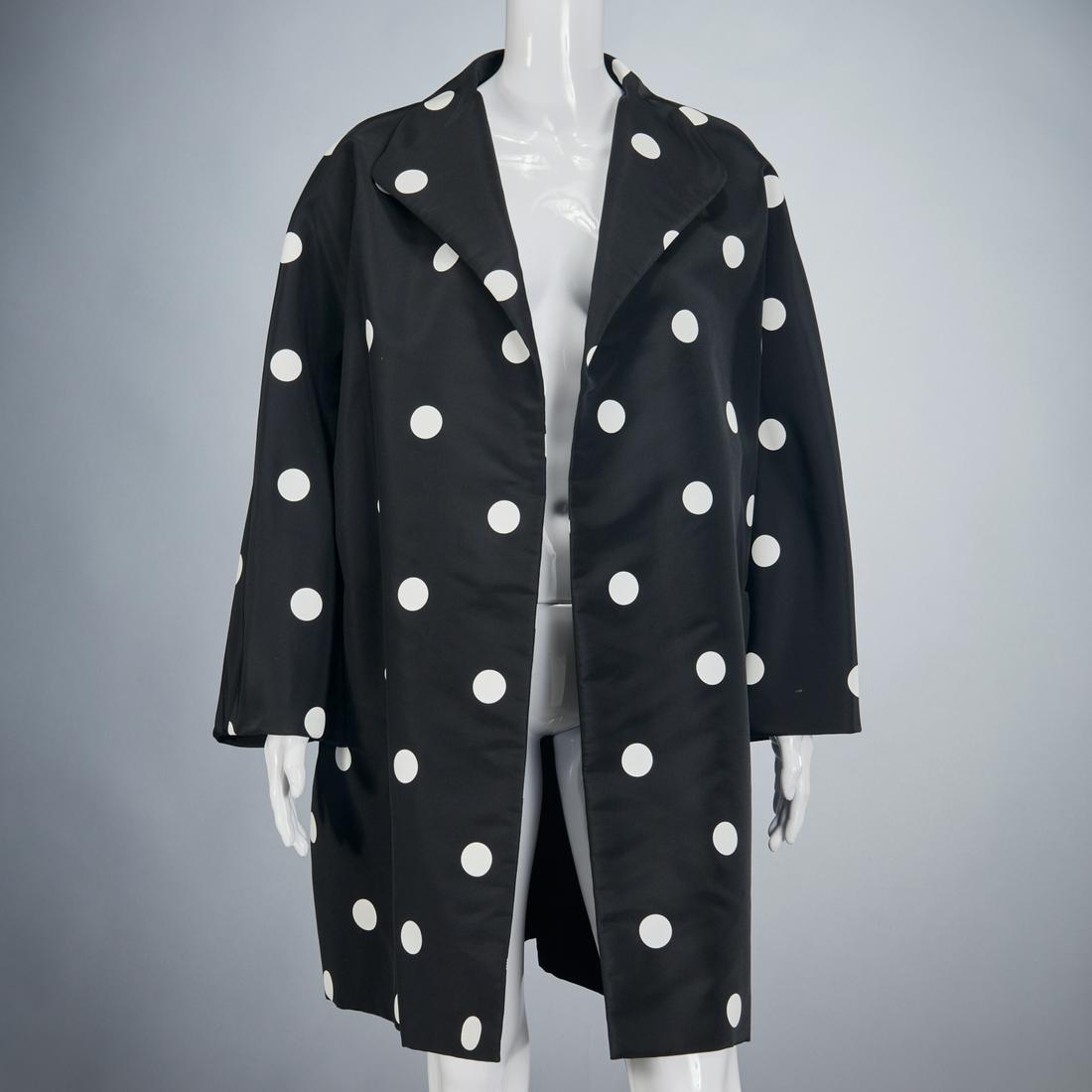 Oscar de la Renta black & white polka dot coat (1 of 5)