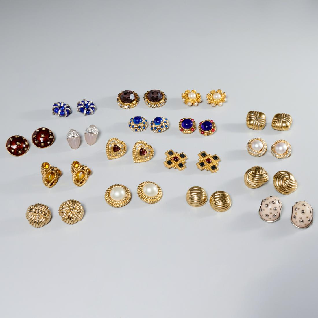 Group of costume jewelry clip earrings (1 of 5)