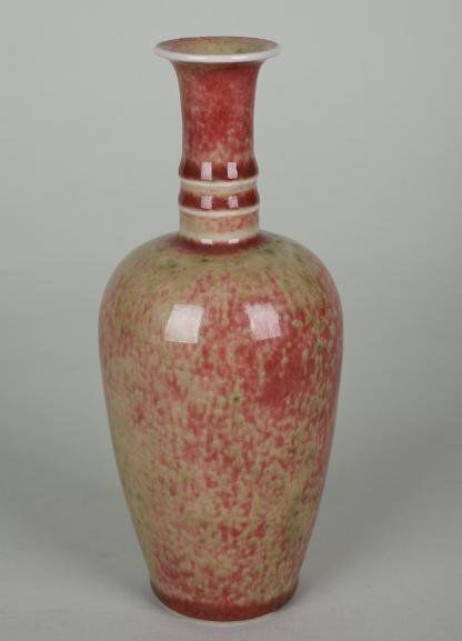 Antique Chinese porcelain peach bloom amphora vase: Antique Chinese porcelain peach bloom amphora vase, Qing Dynasty, bears Kangxi reign marks, 7.5"h x 3" dia.