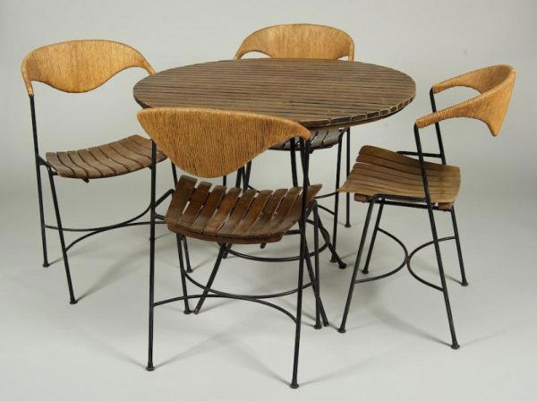 Arthur Umanoff for Raymor dining table and chairs: Arthur Umanoff for Raymor dining table and chairs, 20th century, incl. (1) table and (4) chairs, table: 29.5"h x 36"dia. Provenance: Fawn Hill Farm, Morristown, NJ