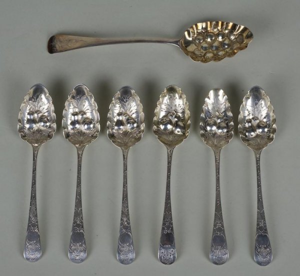 Group Georgian silver chased fruit spoons: Group Georgian silver chased fruit spoons, 18th/19th century, (7) pieces, largest: 8.5"l, approx. 7.1 ozt. Provenance: The Estate of Henry Luce III