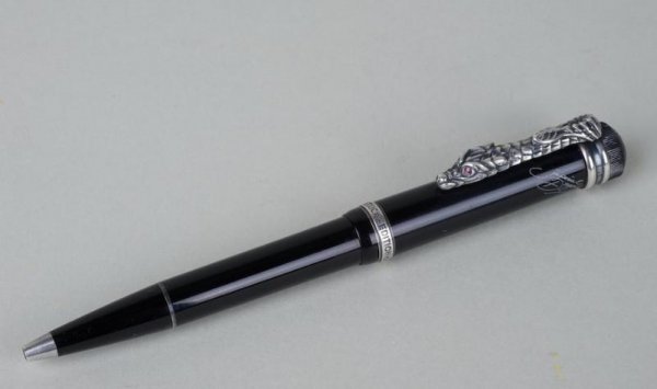 Montblanc Imperial Dragon ballpoint pen: Montblanc Imperial Dragon ballpoint pen, No. 3204/3500
