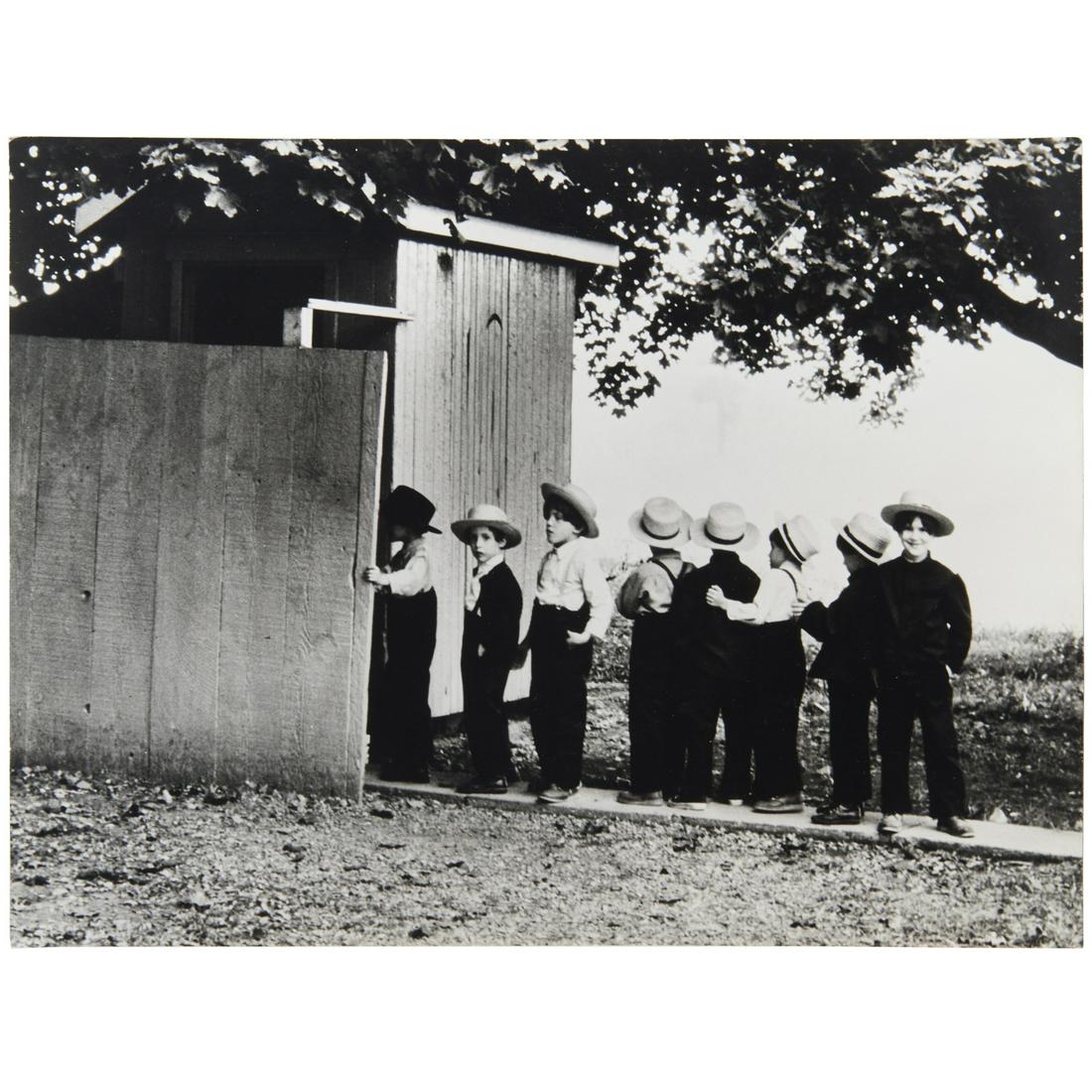 Lord Snowdon, Children in straw boat hats (1 of 9)