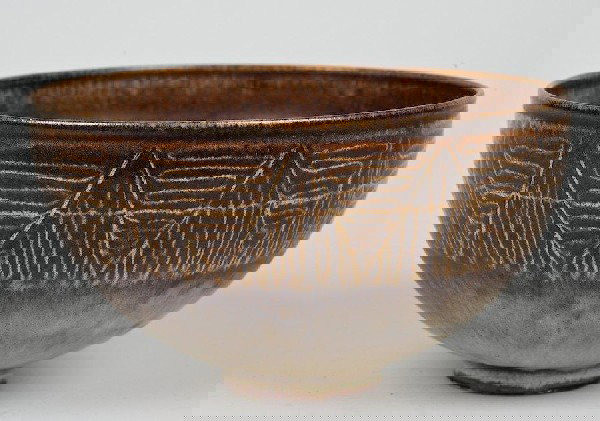 Studio pottery bowl by Mary & Edwin Scheier: Studio pottery bowl by Mary & Edwin Scheier, 20th c., incised geometric designs, signed "Scheier", 3.75"h x 6.25"dia.