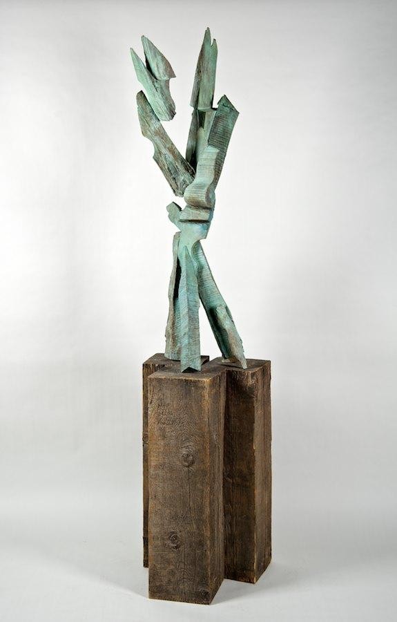 Mel Kendrick (b. 1949, American), bronze sculptur: Mel Kendrick (b. 1949, American), bronze sculpture, "Cedar X", bronze with green patina, apparently unsigned, on custom base, 54"h x 21"w x 18"d (bronze only)