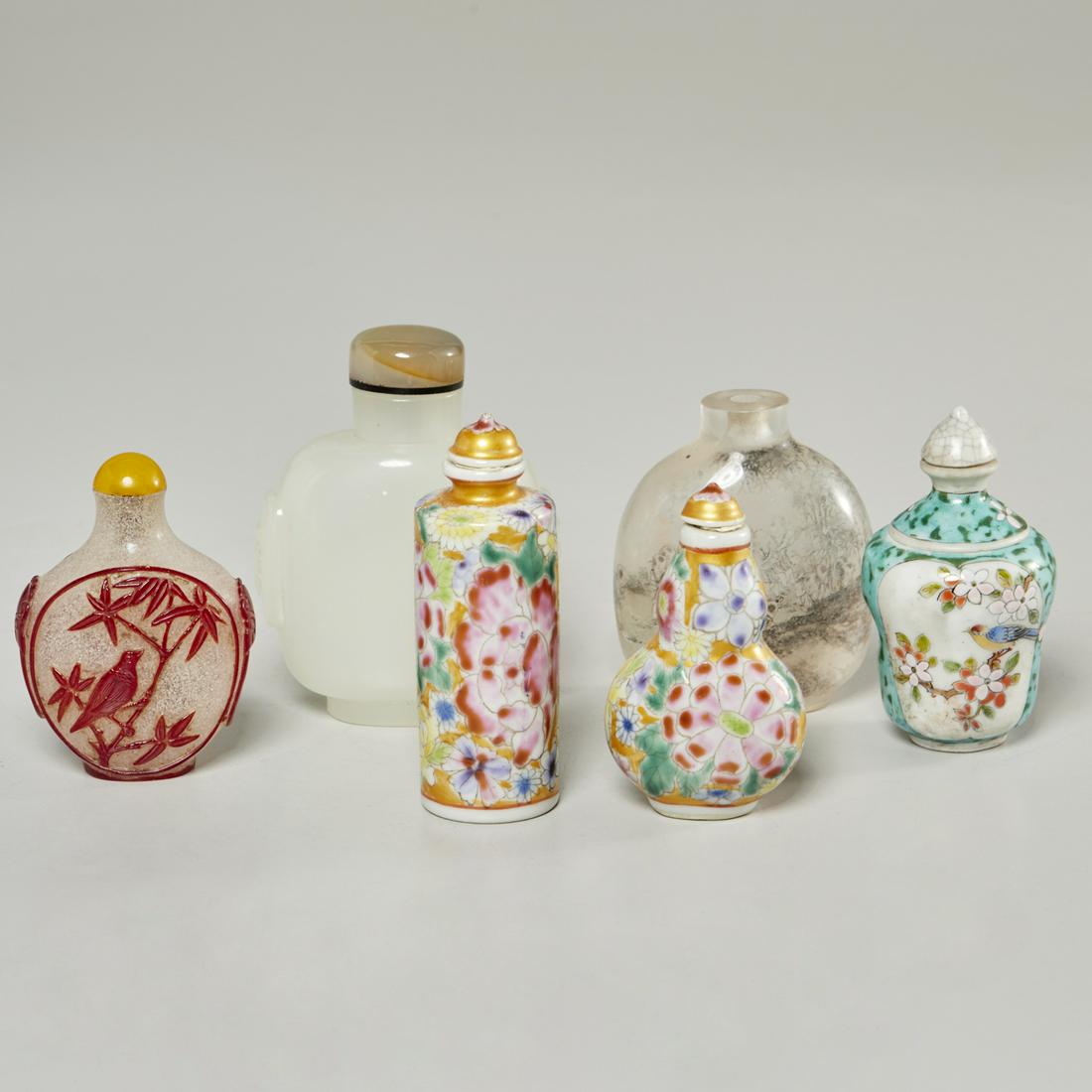 Group (6) Chinese porcelain & glass snuff bottles (1 of 8)