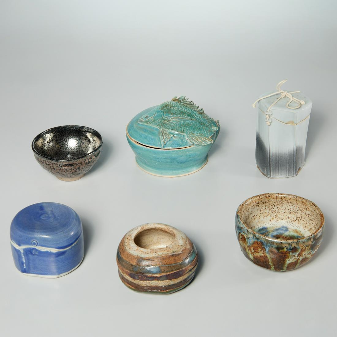 Group Modernist & signed Studio Pottery (1 of 11)