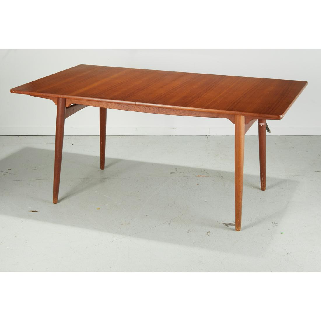 Hans Wegner, teak dining table (1 of 6)