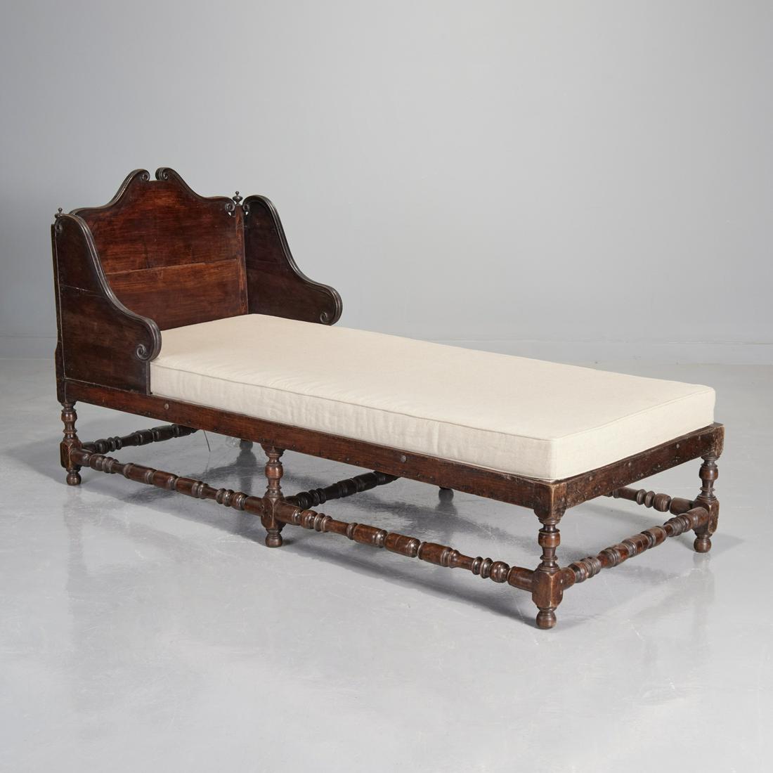 William & Mary carved walnut day bed (1 of 9)