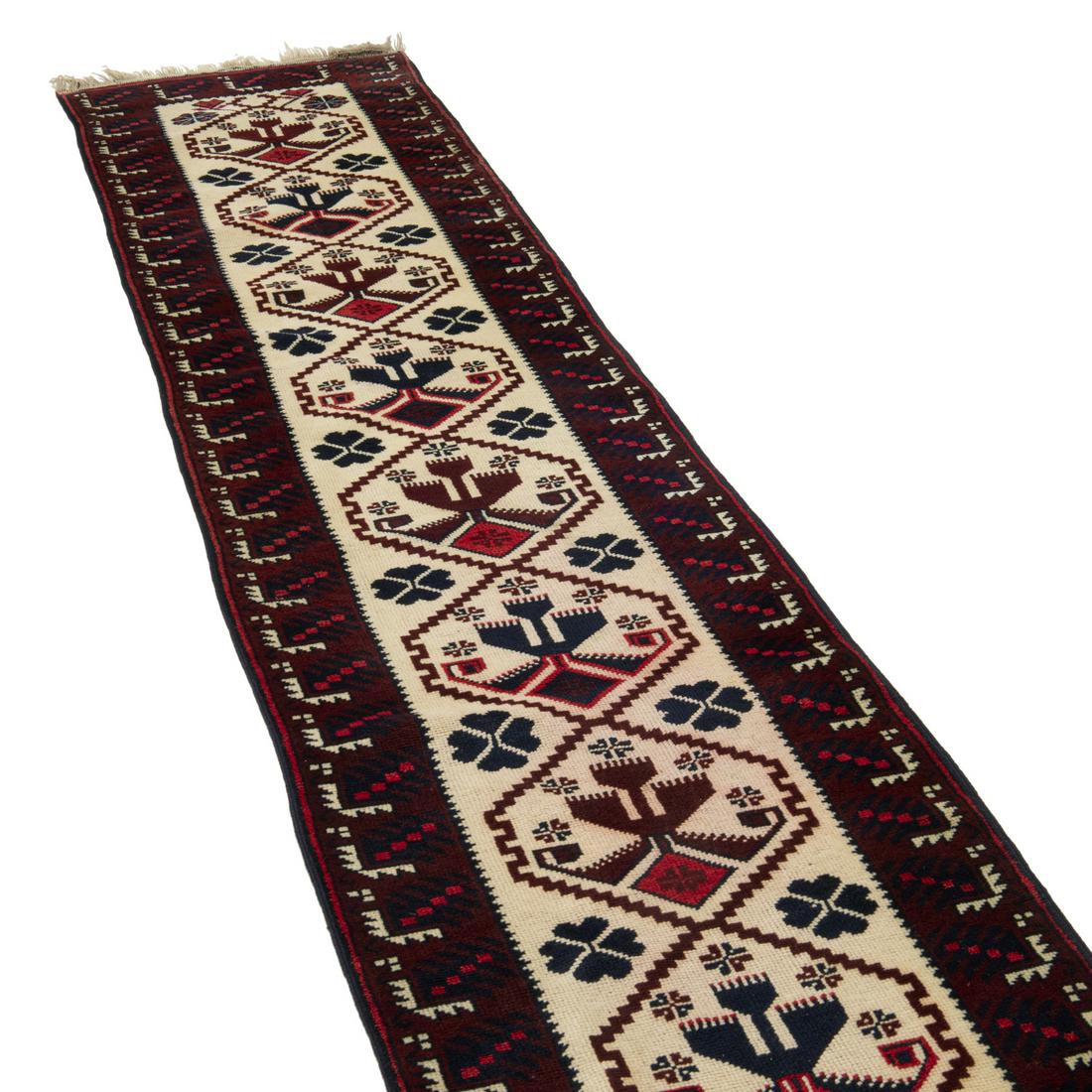 Long Balouch runner (1 of 7)