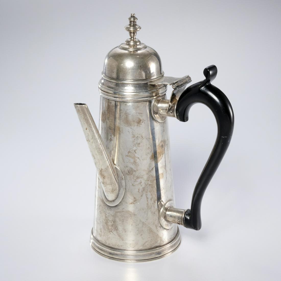 Stieff "Williamsburg" sterling chocolate pot (1 of 8)