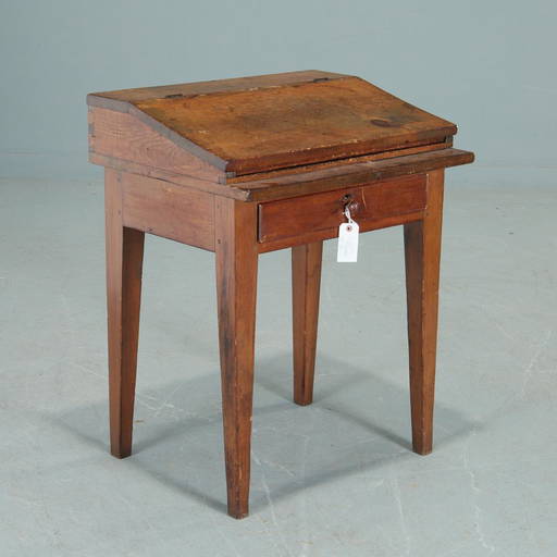 Antique American pine student desk, ex Sotheby's (1325) on Jun 22, 2022 Millea Bros Ltd in NJ