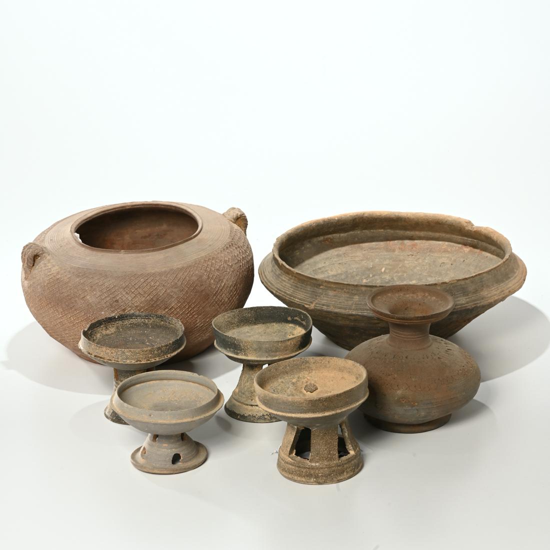 Chinese Warring States style pottery group (1 of 7)