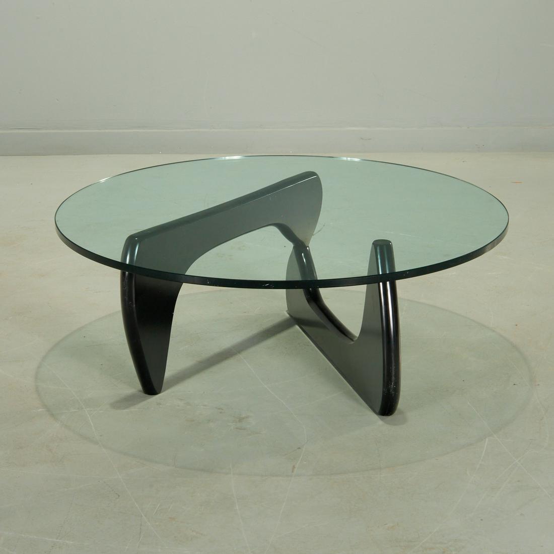 Isamu Noguchi for Herman Miller cocktail table (1 of 7)